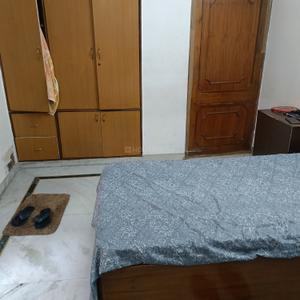 Bedroom Image of 1150 Sq.ft 2 BHK Apartment / Flat for sale in Patparganj New Delhi for Rs. 17000000