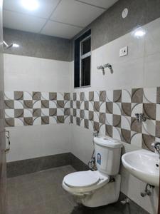 Common Bathroom Image of 711 Sq.ft 1 BHK Builder Floor for sale in Uniwest Arcade Residency, Sector 102 Noida for Rs. 4621000