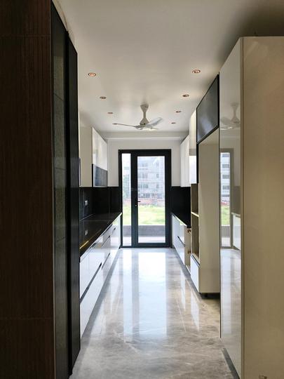 Unitech The Close North Main Image 1