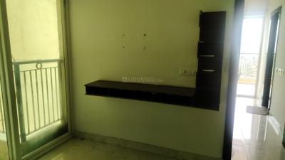 Living Room Image of 945 Sq.ft 2 BHK Apartment / Flat for rent in Gaurs Siddhartham, Siddharth Vihar Ghaziabad for Rs. 25000