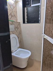 Common Bathroom Two Image of 535 Sq.ft 1 BHK Apartment / Flat for sale in Dahisar East Mumbai for Rs. 11300000