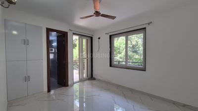 Bedroom Image of 2100 Sq.ft 4 BHK Apartment / Flat for sale in Vasant Kunj New Delhi for Rs. 52500000