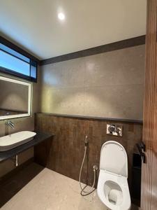 Bathroom Image of 2600 Sq.ft 3 BHK Apartment / Flat for rent in Halasuru Bengaluru for Rs. 200000