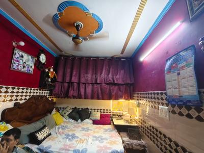 Bedroom Image of 2025 Sq.ft 2 BHK Builder Floor for sale in Mayur Vihar New Delhi for Rs. 3100000