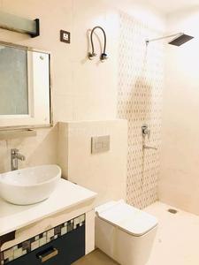 Bathroom Image of 2800 Sq.ft 3 BHK Independent House for rent in Sector 27 Noida for Rs. 37000