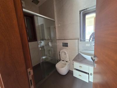 Bathroom Image of 1650 Sq.ft 3 BHK Builder Floor for sale in Patel Nagar New Delhi for Rs. 36500000