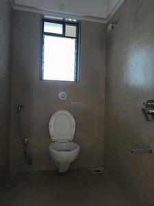 Common Bathroom Image of 480 Sq.ft 1 BHK Apartment / Flat for sale in Santacruz East Mumbai for Rs. 14700000
