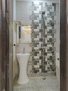 Bedroom One Image of 1050 Sq.ft 2 BHK Builder Floor for sale in Indirapuram Ghaziabad for Rs. 8100000