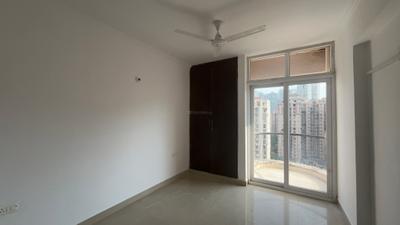Bedroom Image of 1180 Sq.ft 2.5 BHK Apartment / Flat for rent in Amrapali Silicon City, Sector 76 Noida for Rs. 27000