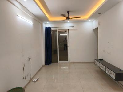 Living Room Image of 700 Sq.ft 2 BHK Apartment / Flat for sale in Signature Global The Millennia, Sector 37C Gurgaon for Rs. 6750000