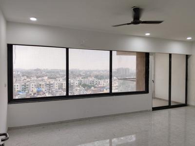 Hall Image of 1350 Sq.ft 4 BHK Apartment / Flat for rent in Chanakyapuri Ahmedabad for Rs. 43500