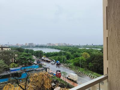 1 BHK Semi Furnished Flat