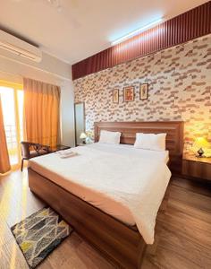Bedroom Image of 435 Sq.ft 1 RK Studio for rent in Paramount Pine And Oak Studio, Surajpur Greater Noida for Rs. 15000