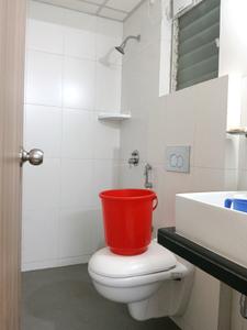 Bedroom One Image of 650 Sq.ft 1.5 BHK Apartment / Flat for rent in Godrej Emerald, Kasarvadavali Thane for Rs. 27359