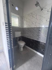 Bathroom Image of 948 Sq.ft 2 BHK Apartment / Flat for sale in Paschim Putiary Kolkata for Rs. 4740000