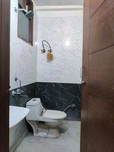 Bathroom Image of 950 Sq.ft 2 BHK Builder Floor for rent in Vasundhara Ghaziabad for Rs. 16000