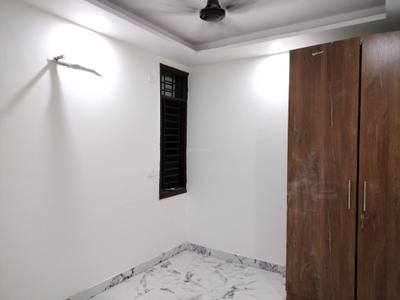 Bedroom Image of 915 Sq.ft 3 BHK Builder Floor for sale in Palam New Delhi for Rs. 7250000