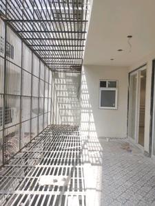 Bedroom Three Image of 2250 Sq.ft 4 BHK Builder Floor for rent in Sector 49 Faridabad for Rs. 50000