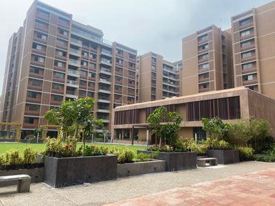 Image of 3355 Sq.ft 4 BHK Apartment / Flat for sale in Shilp Shaligram, Vastrapur, Ahmedabad for Rs. 33000000