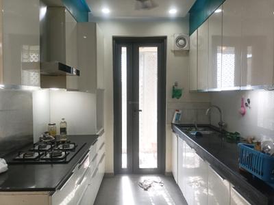 Kitchen Image of 1200 Sq.ft 3 BHK Apartment / Flat for rent in Piramal Aranya, Byculla Mumbai for Rs. 200000