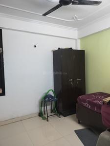 Bedroom Image of 1000 Sq.ft 2 BHK Builder Floor for sale in Neb Sarai New Delhi for Rs. 3200000