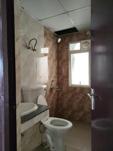 Common Bathroom Image of 1344 Sq.ft 3 BHK Apartment / Flat for sale in Nimbus Iitl Nimbus The Express Park View Tower I1 J1 K1, Chi V Greater Noida for Rs. 12700000