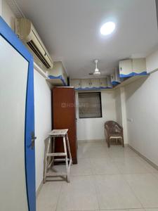 Hall Image of 450 Sq.ft 1 BHK Apartment / Flat for rent in Kandivali West Mumbai for Rs. 25000