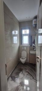 Bathroom Image of 650 Sq.ft 2 BHK Builder Floor for rent in Subhash Nagar New Delhi for Rs. 40000