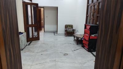Living Room Image of 2300 Sq.ft 2.5 BHK Builder Floor for rent in Sector 21C Faridabad for Rs. 26000