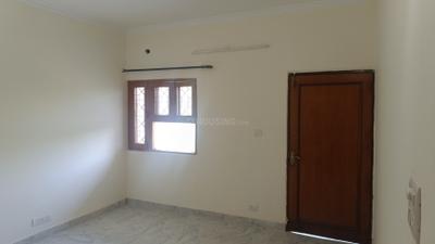 Bedroom Image of 1250 Sq.ft 2 BHK Apartment / Flat for sale in Vasant Kunj New Delhi for Rs. 36000000