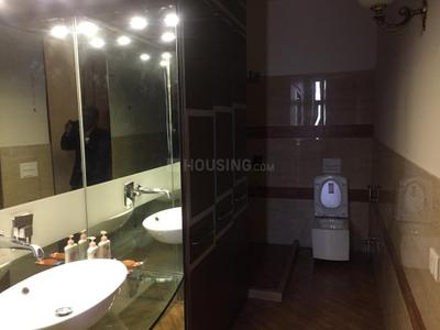 Bathroom Image of 5500 Sq.ft 6 BHK Villa for sale in Sector 14 Noida for Rs. 180000000