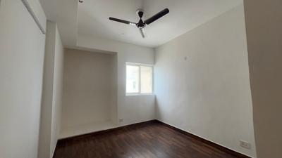 Bedroom Image of 1565 Sq.ft 3 BHK Apartment / Flat for sale in Paras Tierea, Sector 137 Noida for Rs. 12500000