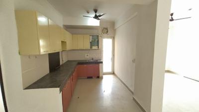 Kitchen Image of 1685 Sq.ft 3 BHK Apartment / Flat for sale in Paramount Floraville, Sector 137 Noida for Rs. 20500000