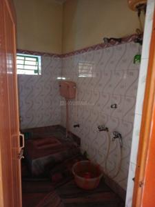 Bathroom Image of 900 Sq.ft 2 BHK Independent House for rent in Thakurpukur Kolkata for Rs. 14999