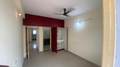 Bedroom Image of 1200 Sq.ft 2 BHK Apartment / Flat for rent in Munnekollal Bengaluru for Rs. 40000
