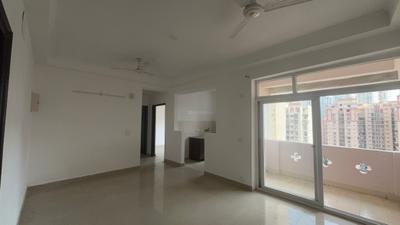 Living Room Image of 1180 Sq.ft 2.5 BHK Apartment / Flat for rent in Amrapali Silicon City, Sector 76 Noida for Rs. 27000