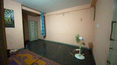 Living Room Image of 1100 Sq.ft 2 BHK Apartment / Flat for rent in Rajajinagar Bengaluru for Rs. 18500