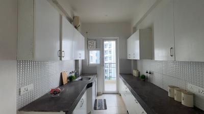 Kitchen Image of 1780 Sq.ft 3 BHK Apartment / Flat for sale in Mapsko Royale Ville, Sector 82 Gurgaon for Rs. 18900000