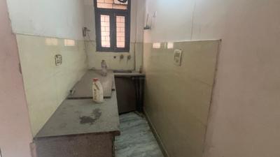 Kitchen Image of 375 Sq.ft 1 BHK Builder Floor for rent in Sector 8 Rohini New Delhi for Rs. 13000