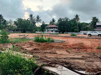 Image of 2250 Sq.ft Residential Plot / Land for sale in Thrippunithura, Kochi for Rs. 650000