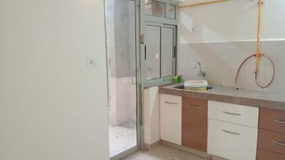Kitchen Image of 1080 Sq.ft 2.5 BHK Apartment / Flat for rent in Adani The Meadows, Shantigram Ahmedabad for Rs. 33000