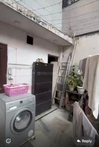 Balcony Image of 980 Sq.ft 2 BHK Builder Floor for sale in Shalimar Bagh New Delhi for Rs. 14000000