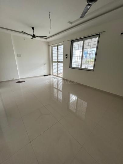 Vardhaman Moonstone Main Image 1