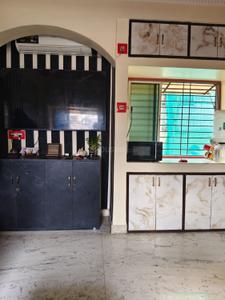 Living Room Image of 720 Sq.ft 2 BHK Apartment / Flat for sale in Lake Gardens Kolkata for Rs. 4200000