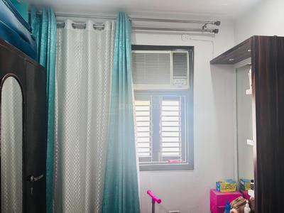 Bedroom Image of 1300 Sq.ft 3 BHK Apartment / Flat for rent in Razapur Khurd New Delhi for Rs. 16000