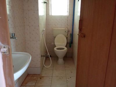 Bathroom Image of 700 Sq.ft 1 BHK Apartment / Flat for sale in Tollygunge Kolkata for Rs. 3000000