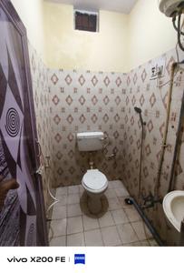 Bathroom Image of 1200 Sq.ft 2 BHK Builder Floor for rent in Bennigana Halli Bengaluru for Rs. 20000