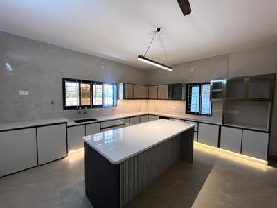 Kitchen Image of 1350 Sq.ft 3 BHK Independent House for sale in Man Max Oasis, Kolapakkam Chennai for Rs. 18000000