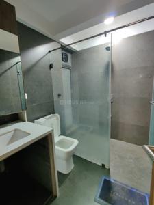 Bathroom Image of 900 Sq.ft 2 BHK Apartment / Flat for sale in Ambrosial Range View, Santacruz East Mumbai for Rs. 32000000