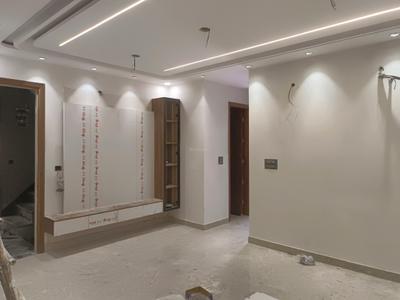 Living Room Image of 990 Sq.ft 3 BHK Apartment / Flat for sale in Sector 24 Rohini New Delhi for Rs. 8400000